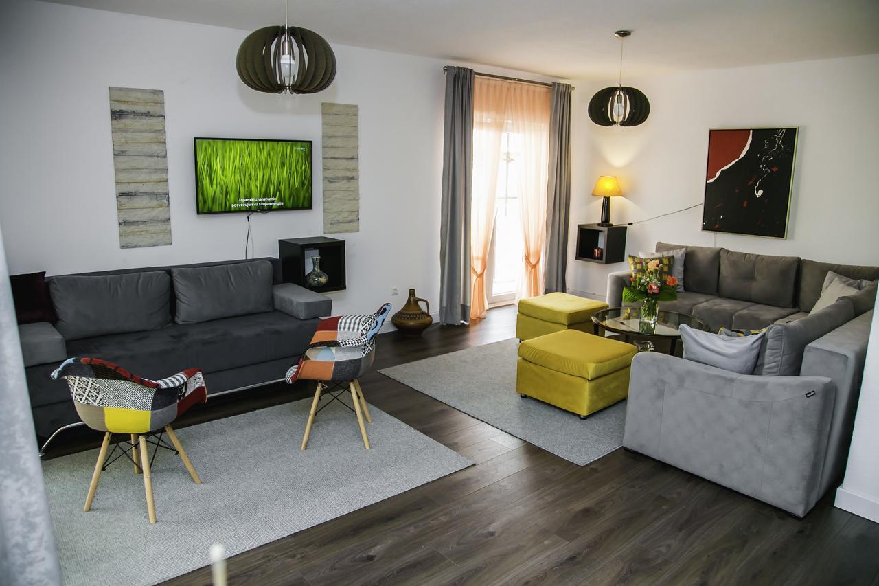 Lgp Exclusive Apartment Bihać Kültér fotó